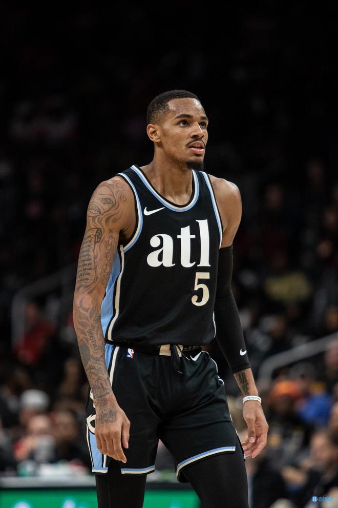 衣首次亮相 衣首次亮相