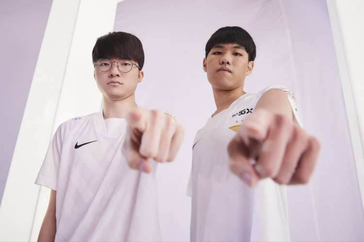 正在通过智 正在通过智