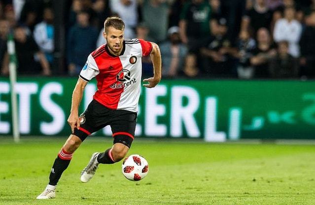 而是球队上 而是球队上